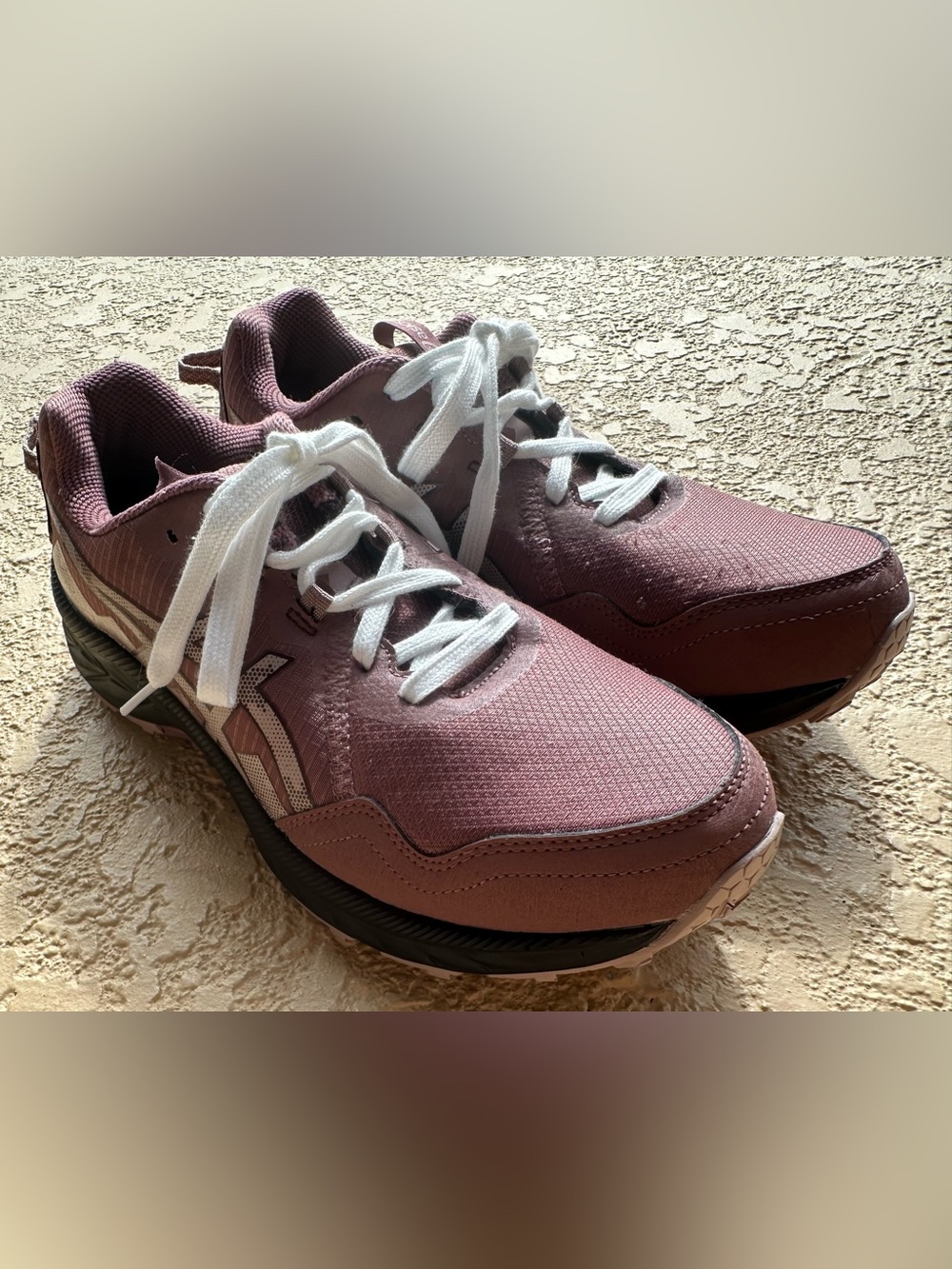 Asics Gel-Venture 10 Trail Rubble Red / Fawn Running Shoes Women’s Size 10 Clean